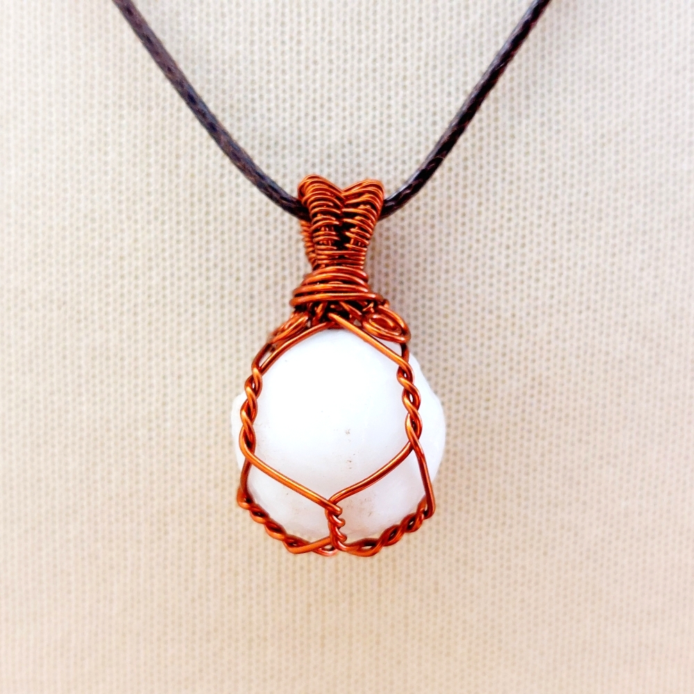 Gecko Pearl Necklace A.2121 - Image 3